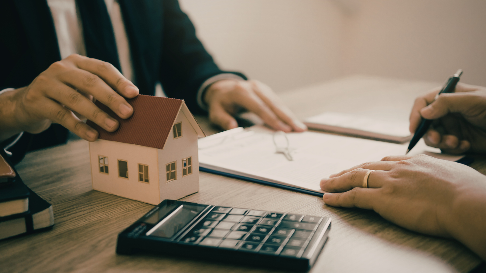 Hipoteca de Imóvel: Como Funciona, Direitos do Devedor e Riscos a Conhecer